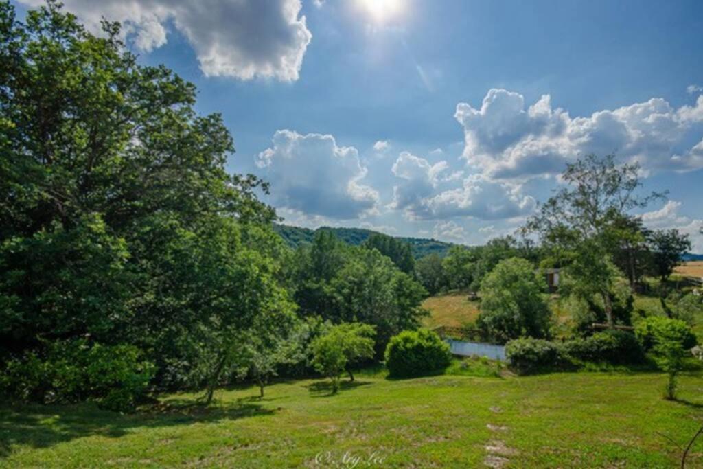 فيلا Gite Du Mont Plaisir Chouvigny المظهر الخارجي الصورة
