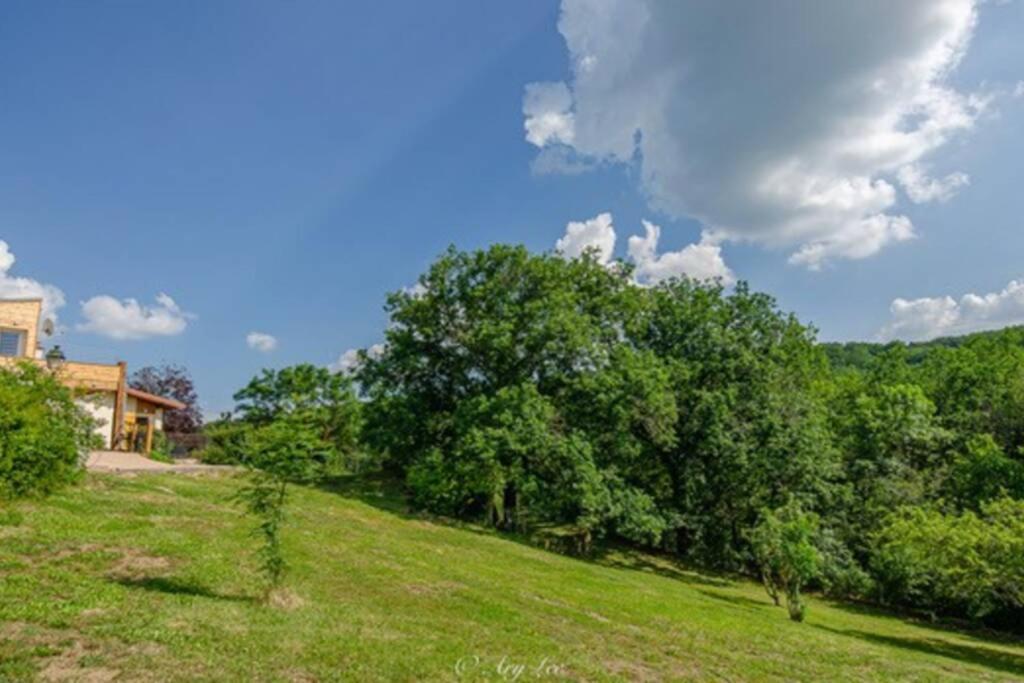 فيلا Gite Du Mont Plaisir Chouvigny المظهر الخارجي الصورة